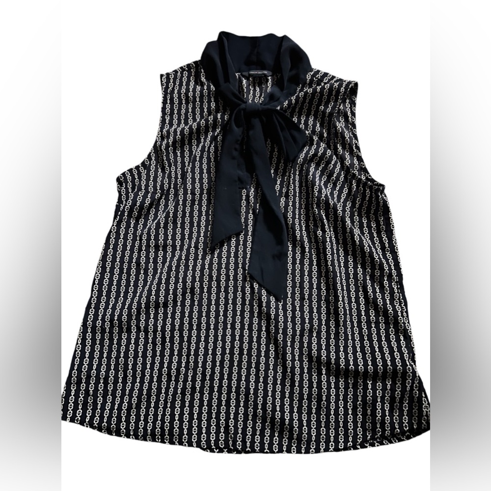 Tommy Hilfiger Women's Tie Top Size Medium